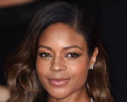 WHAT IS THE ZODIAC SIGN OF NAOMIE HARRIS?